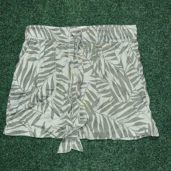 Nicole Miller Dresses & Skirts - Nicole Miller Womens Floral Green Skirt Size Large 100% Lyocell W4